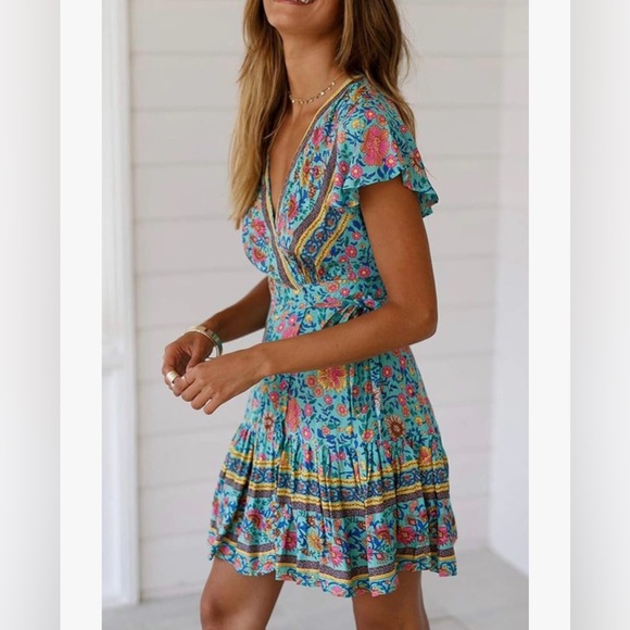 🆕 Zesica Vibrant Floral Wrap Midi Dress Blue and Pink, Size S - Picture 2 of 11